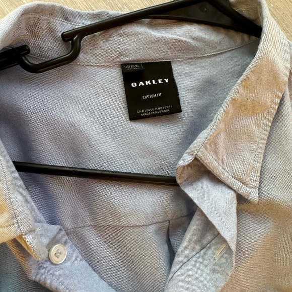 Casual Dress Shirt Long Sleeve Button Ups - Picture 5 of 7